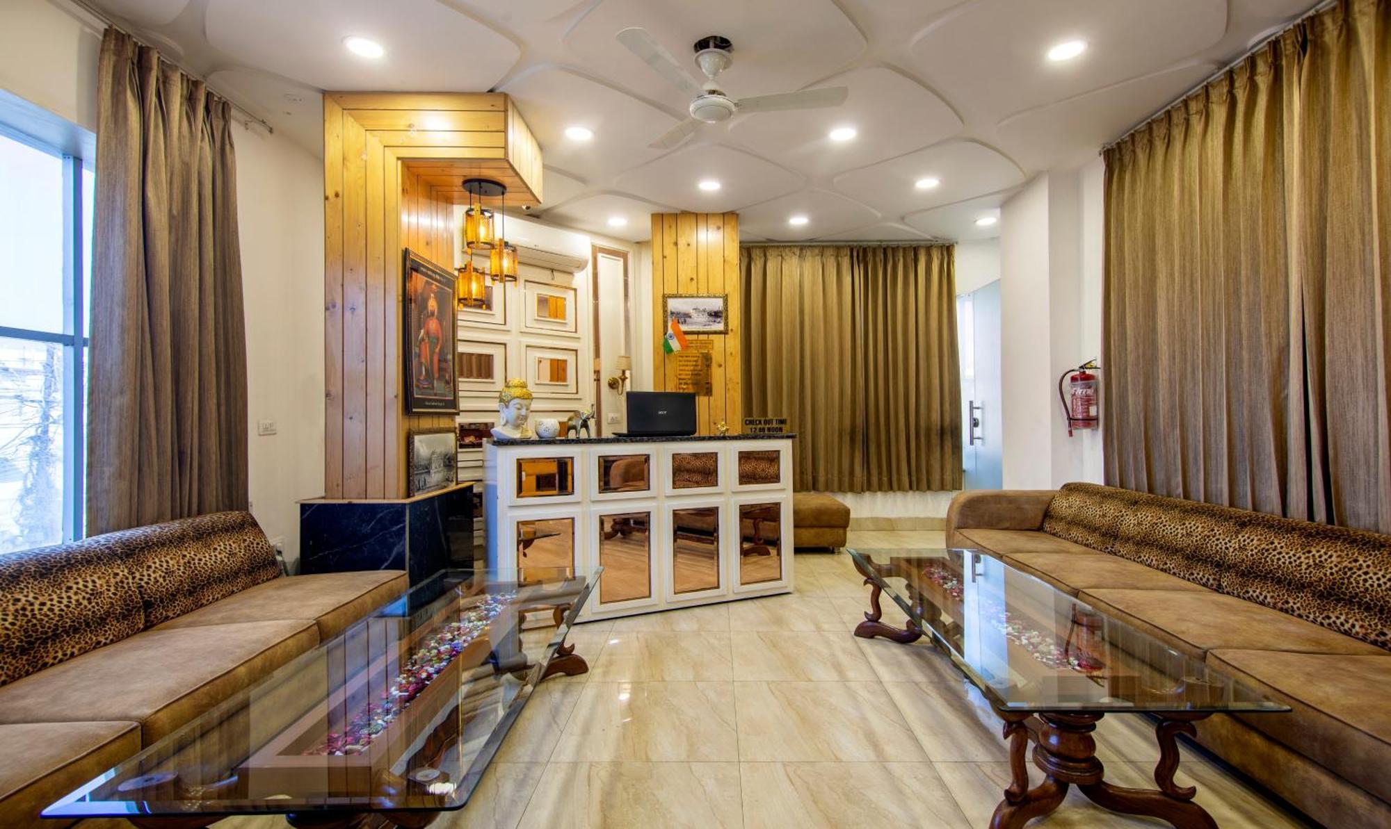 Itsy Hotels Sehdev Residency, Near Golden Temple Амритсар Екстериор снимка